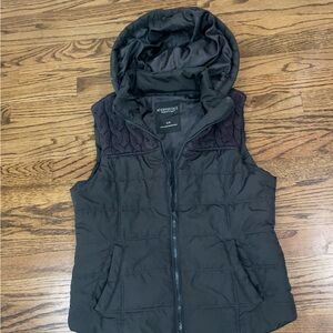 Aeropostale Hooded Puffer Vest Sz Large